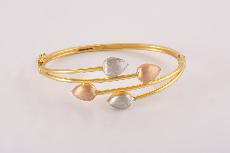 Parures et sets de bijoux assortis